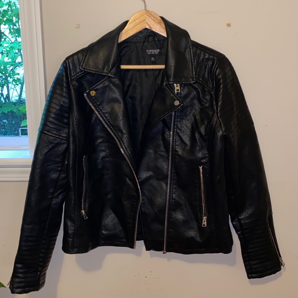 topshop black leather jacket! 🍋 size 10!